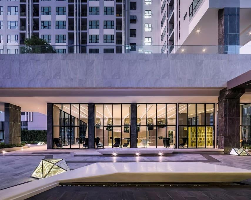 Sea View 2 Bed At Location Pool Appartement Pattaya